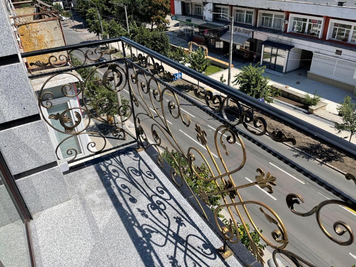 Prestige Apart-Hotel Chisinau Exterior photo