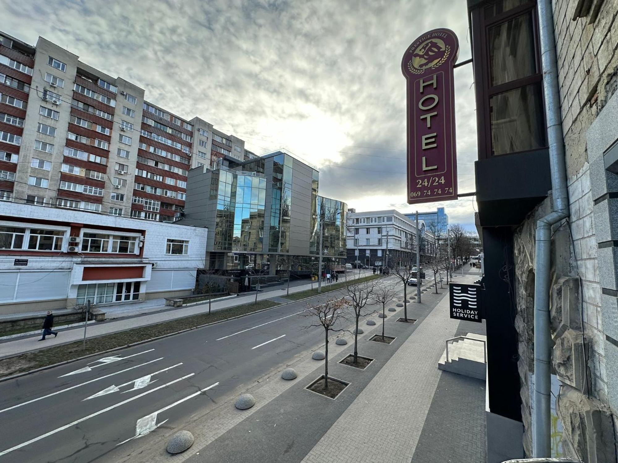 Prestige Apart-Hotel Chisinau Exterior photo